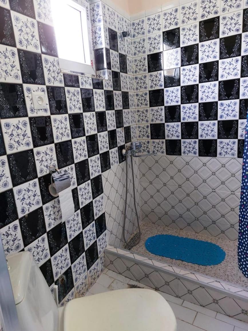 Camellia Hotel Kutaisi Luaran gambar